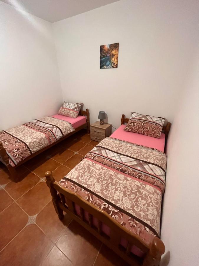 Apartment With Sea View كوتور المظهر الخارجي الصورة